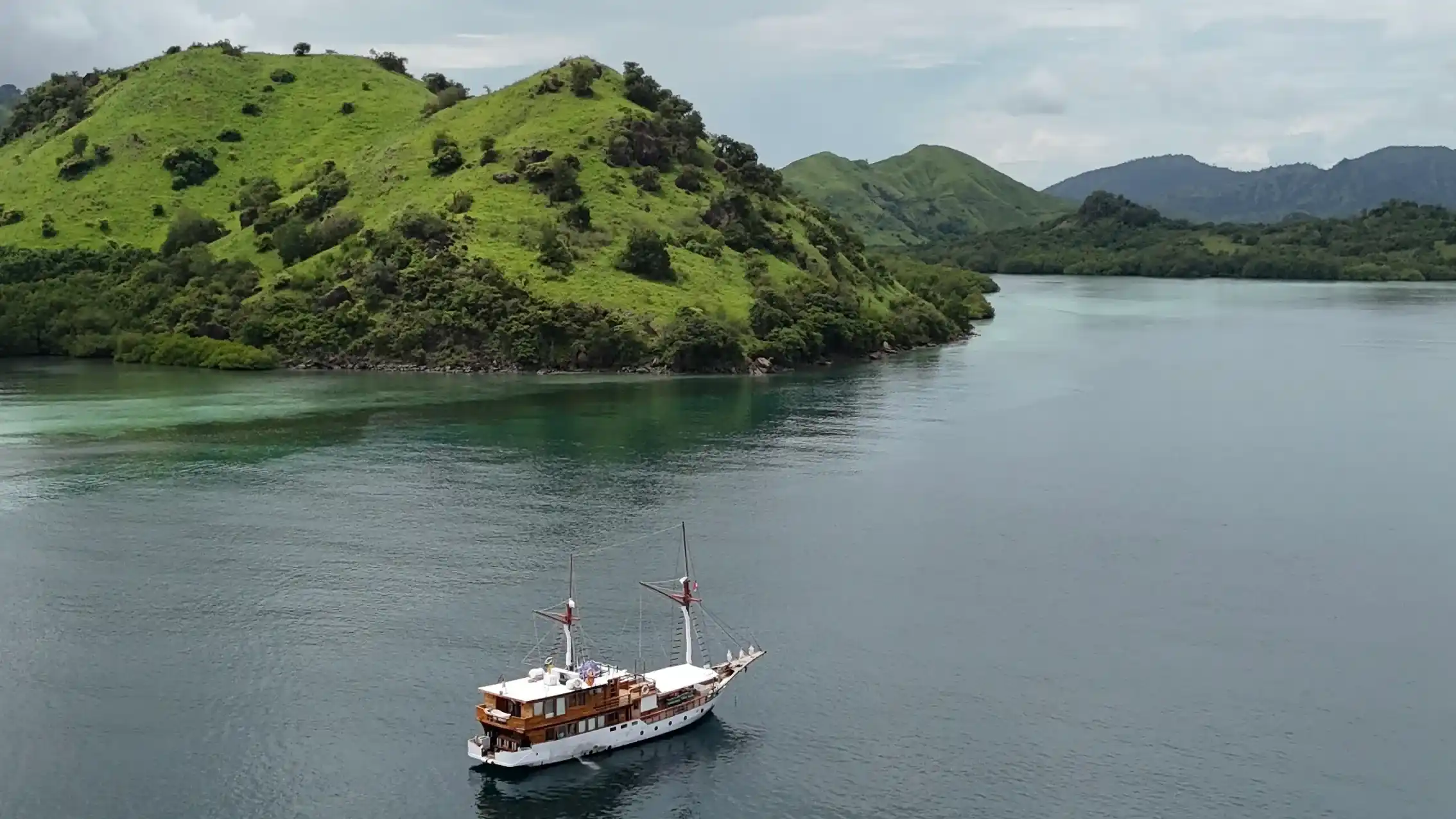 Sailing Komodo During Rainy Season | Komodo Island Tour | Komodo Luxury