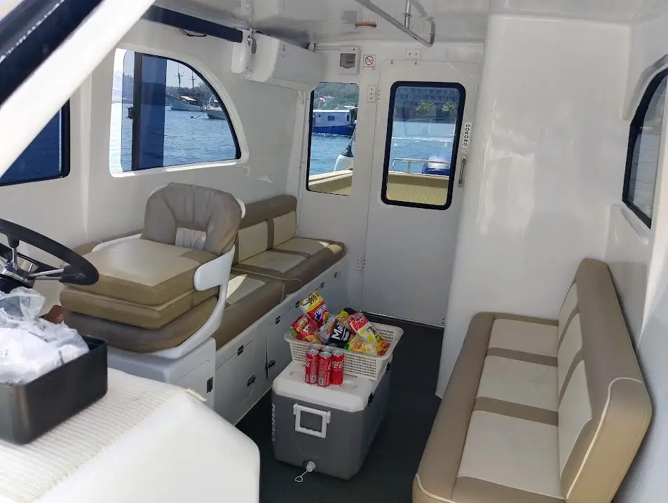Sea Zaydan 01 Speedboat Interior | Komodo Luxury