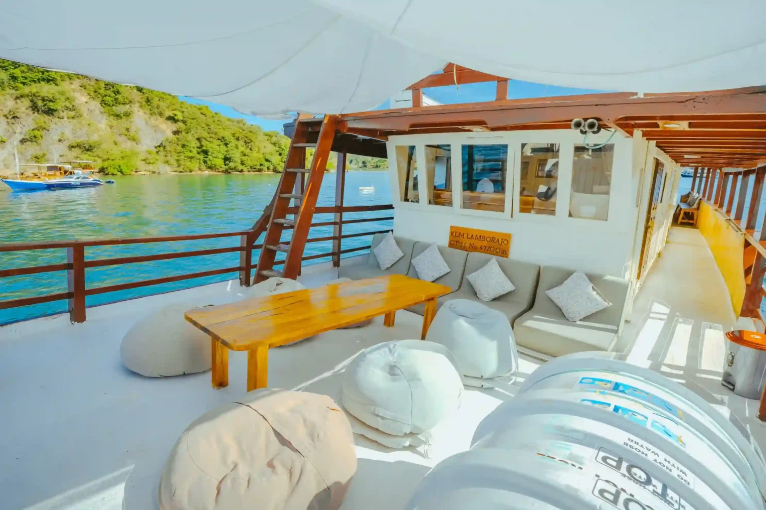 Luxury VIP lounge aboard a Komodo boat tour phinisi